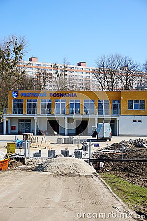 Kajak club building construction