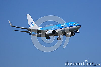 KLM 737 during landing