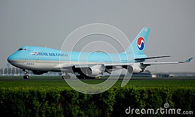 Korean Air Cargo 747