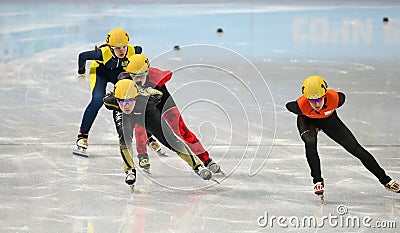 Ladies 1000 m Heats Short Track Heats