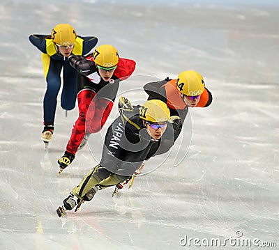 Ladies 1000 m Heats Short Track Heats