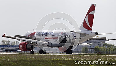 Landing Czech Airlines Airbus A319-112 aircraft