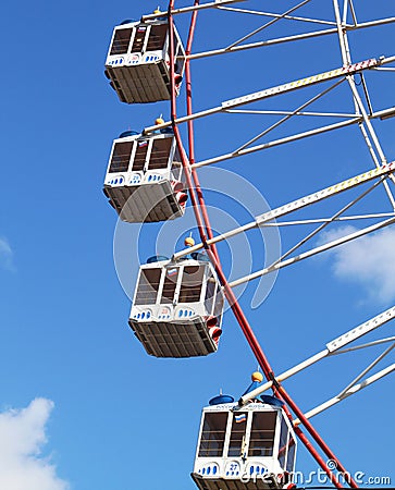 Large Ferris wheel s cabins