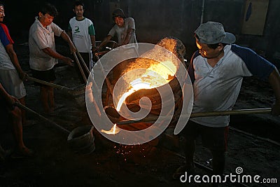 Liquid metal casting production