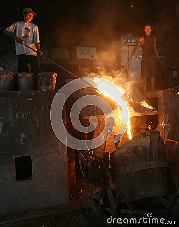 Liquid metal casting production