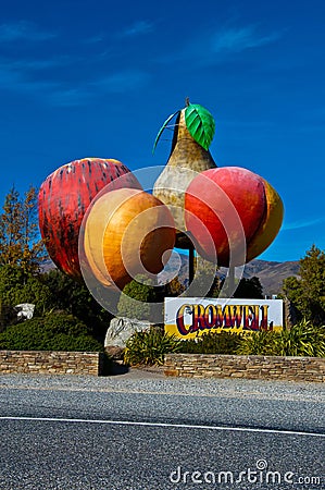 Logo of Cromwell town in New Zealand