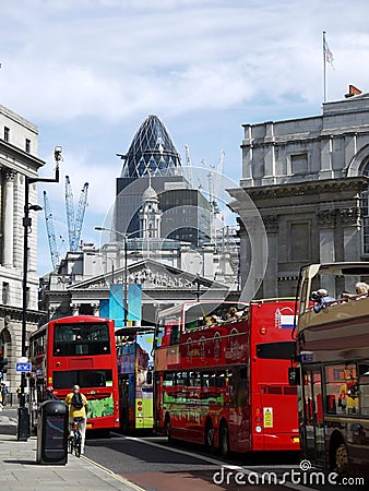 London: Bank of England and tour buses