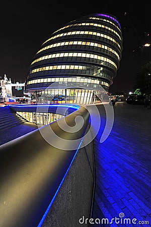London City Hall at night