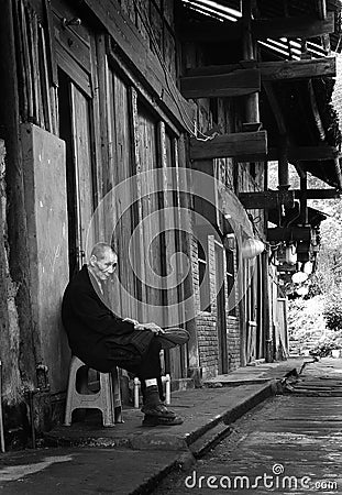 The lonely old man
