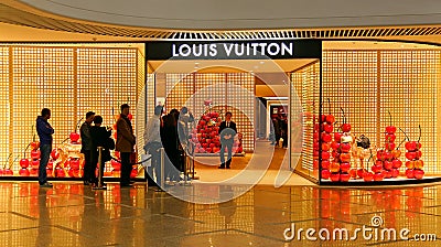 Louis Vuitton In Fashion Square Mall