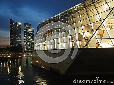 LOUIS VUITTON Flagship Store In Singapore Editorial Stock Image - Image: 30366979