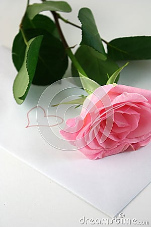 Love%20letter%20with%20a%20pink%20rose