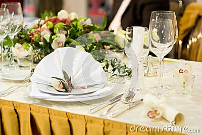 Luxurious Wedding Table Setting