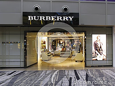 Luxury Burberry retail boutique outlet