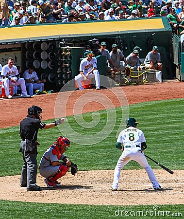 Major League Baseball - Ump Signals Play Ball!