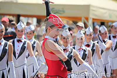 Majorettes leader