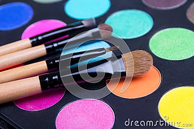 Make-up colorful eyeshadow palette and brushes