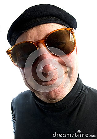 [Image: man-french-beret-suglasses-8505692.jpg]