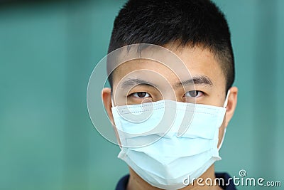Man wear face mask