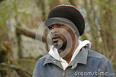A man wearing jamaican hat