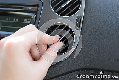 Manage air conditioning in a car