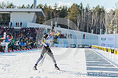 Martin Fourcade (FRA) before a firing line