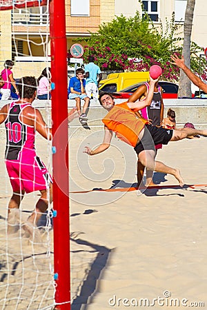 Match of the 19th league of beach handball, Cadiz