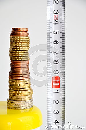 Measuring money growth