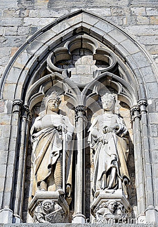 Medieval statues on the wall of Ypres Cloth Hall