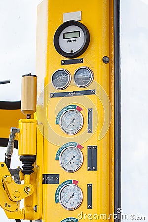 Meters or gauge in crane cabin for measure Maximun load, Engine speed , Hydraulic pressure , Temperature and fuel level