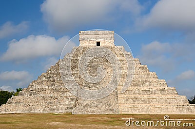 Chichen Itza Maya ruins in Mexico
