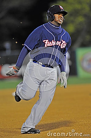 Minor League Baseball baserunner - heading home