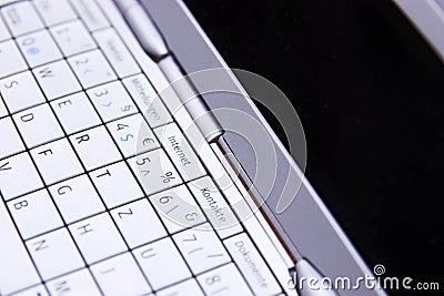 Mobile phone keypad