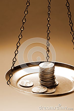 money-balance-scale-1252180.jpg