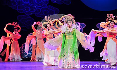 The Moon Fairy Dance-Jiangxi OperaBlue coat