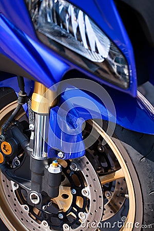 Motorcycle wheel breaks