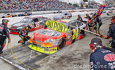 NASCAR - Gordon s Dupont Chevy Pit Stop