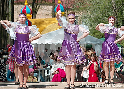 National russian dresses girls