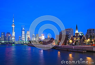 Night view of Shanghai Oriental Pearl TV Tower