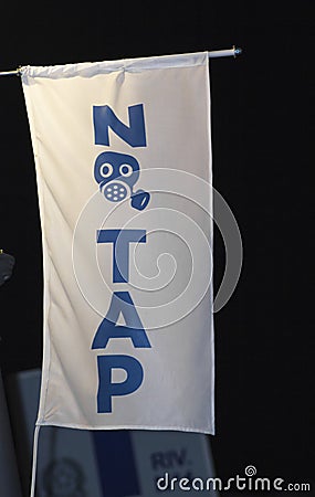 No tap logo and flag