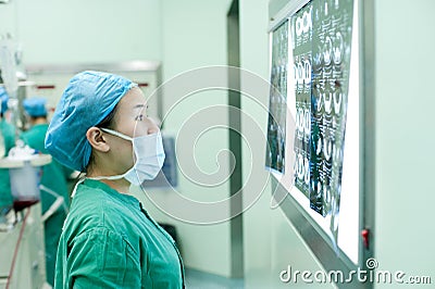 Nurse observation of X image data of patients
