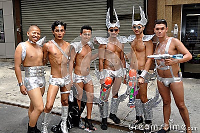 nyc-2012-gay-pride-parade-25437263.jpg