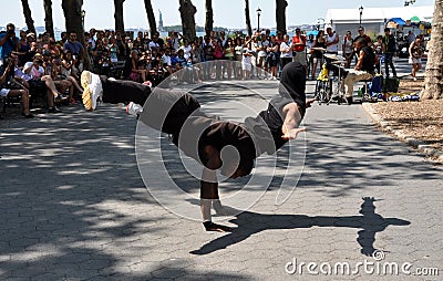 NYC: Break Dancers Performing