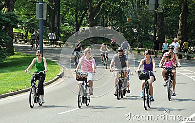 NYC: People Biking in Central Park