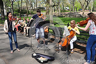 NYC: Student Musicians in Central Park