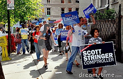 NYC: Volunteers Campaigning for Democrats