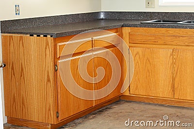 Oak kitchen drawers and new countertop