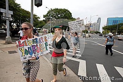 Occupy Honolulu/anti-APEC Protest-42