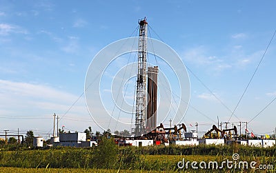 Oil derrick