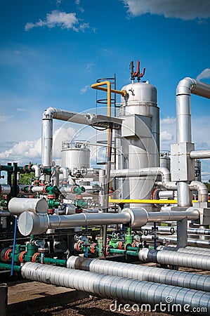 Oil and gas processing plant